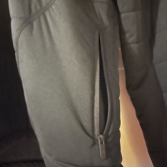 Lululemon Dynamic Movement Hoodie - Picture 5 of 5